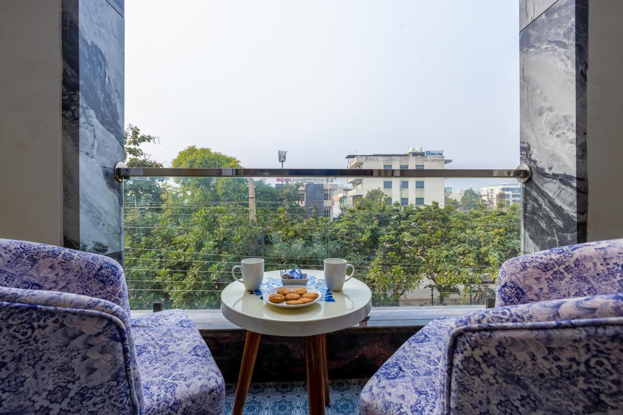 Hotel Ginger Palace Delhi Airport Нью-Делі Екстер'єр фото